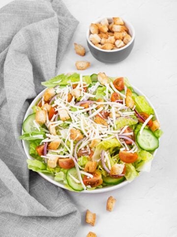 Photo of a house salad