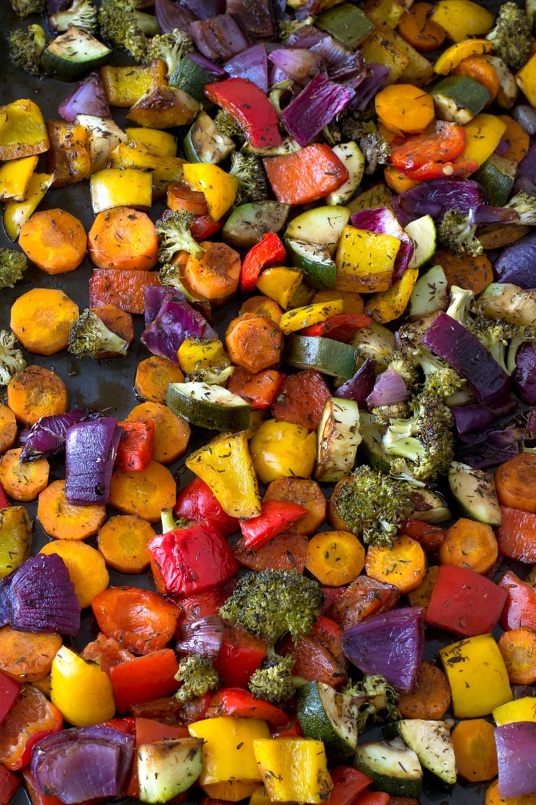 Oil Free Rainbow Roasted Vegetables - These oil free rainbow roasted vegetables are so delicious, healthy, low in fat and easy to make. It's one of my favorite side dish recipes!